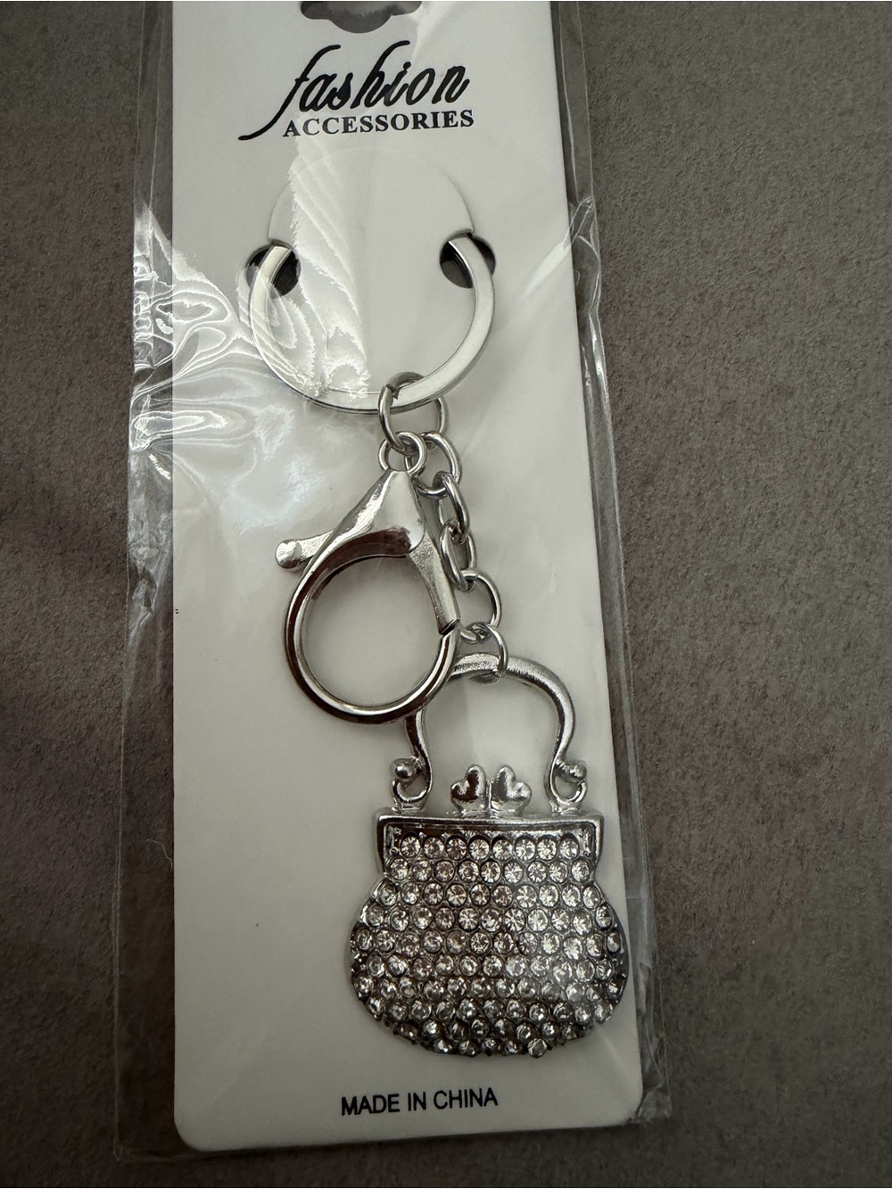 Silver‑Tone Rhinestone Purse Charm Keychain – Sparkly Bag Accessory – Giftable –
